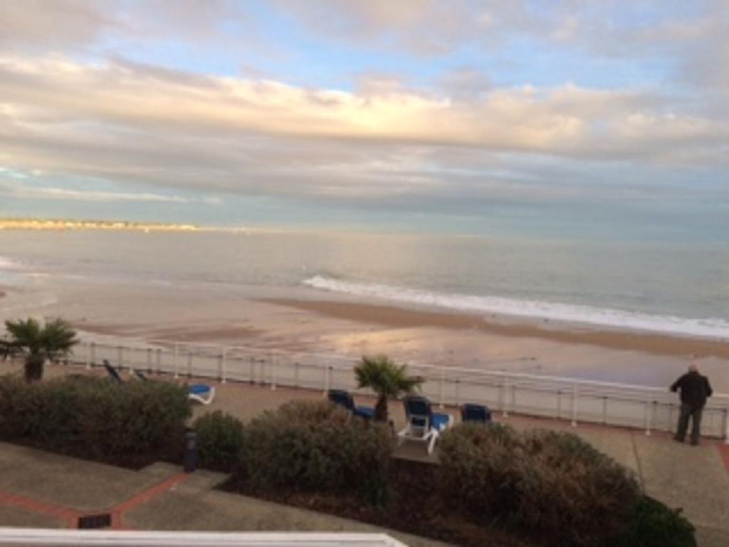 Appartement 43 M2 Front De Mer 3 Cles Vacances La Tranche-sur-Mer Ruang foto